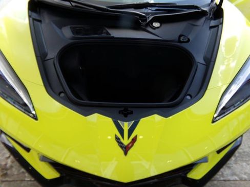 Used 2022 Chevrolet Corvette Stingray Premium Cpe RWD image 17