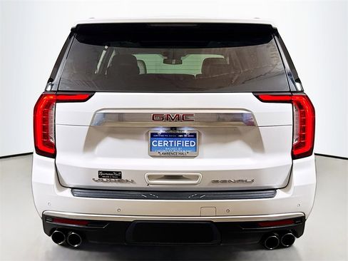Certified 2023 GMC Yukon Denali image 5