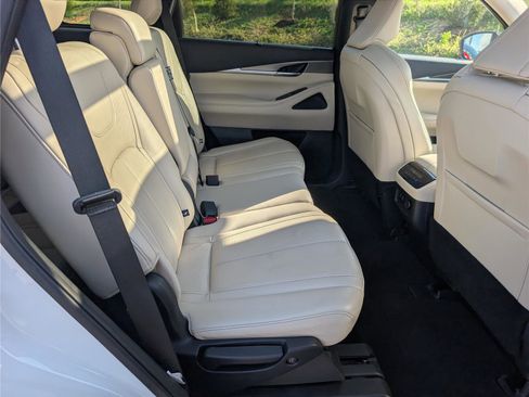 Used 2023 INFINITI QX60 Luxe w/ Cargo Package AWD/4WD image 12