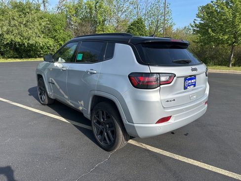 Used 2024 Jeep Compass Limited w/ High Altitude Package AWD/4WD image 5