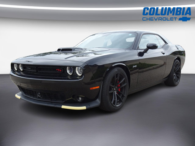 Used 2023 Dodge Challenger R/T w/ Plus Package RWD image 6