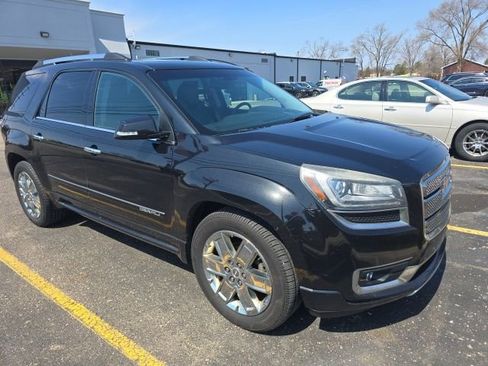 Used 2013 GMC Acadia Denali image 2