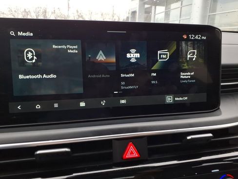 Used 2025 Kia K5 GT-Line w/ GT-Line Premium Package image 15