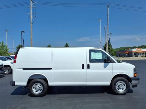 New 2025 Chevrolet Express 2500 w/ Driver Convenience Package image 3