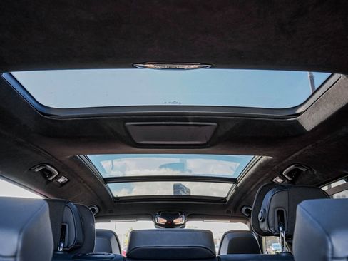 Used 2023 BMW X7 M60i image 23