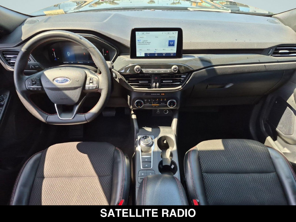 Used 2025 Ford Escape ST-Line FWD image 13