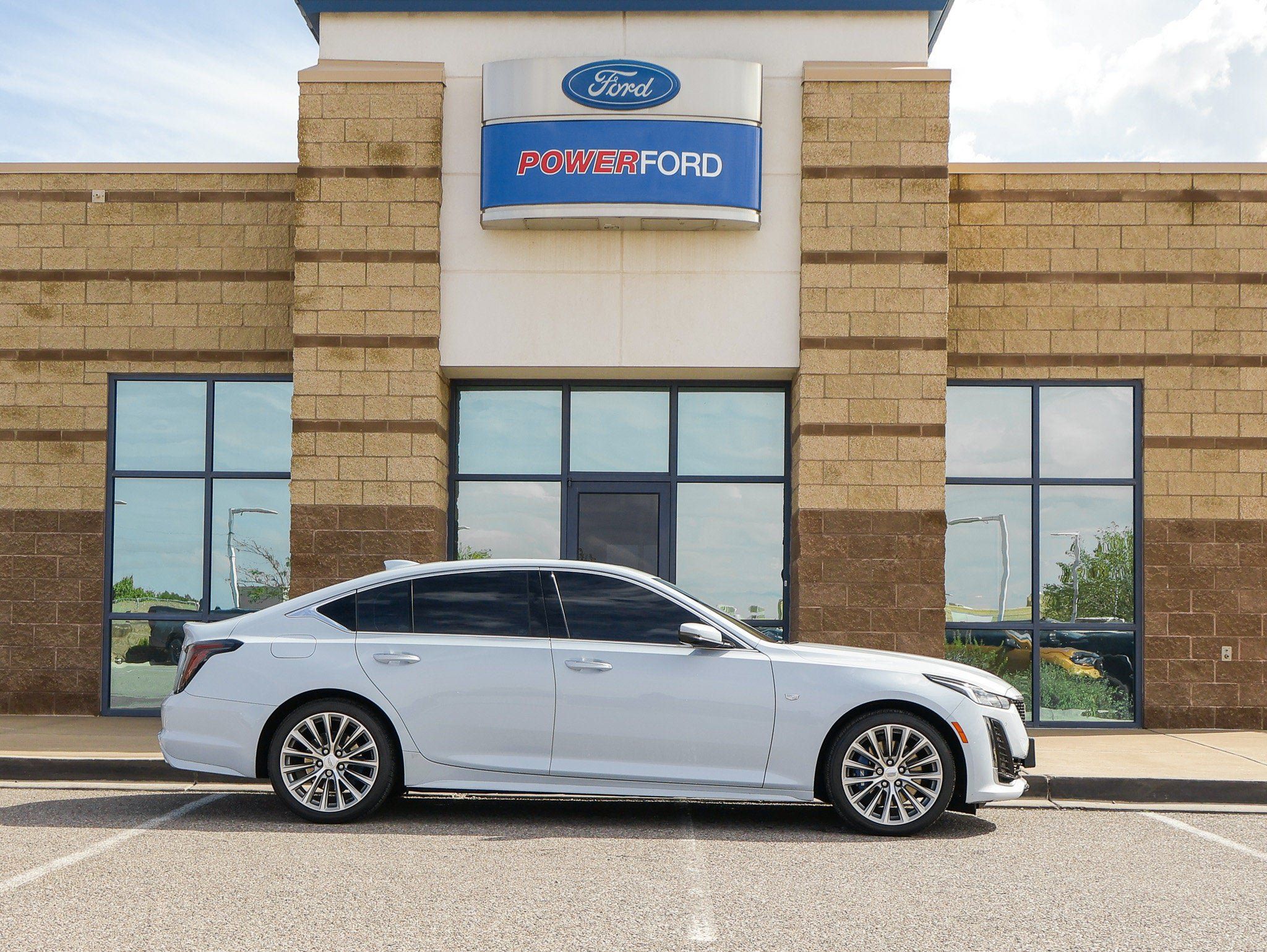 Used 2022 Cadillac CT5 Premium Luxury RWD image 5