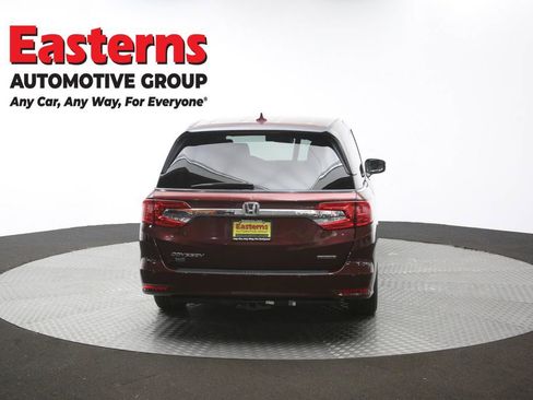 Used 2018 Honda Odyssey Touring image 42
