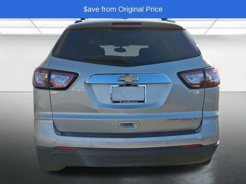Used 2016 Chevrolet Traverse LT w/ Style and Technology Package image 5