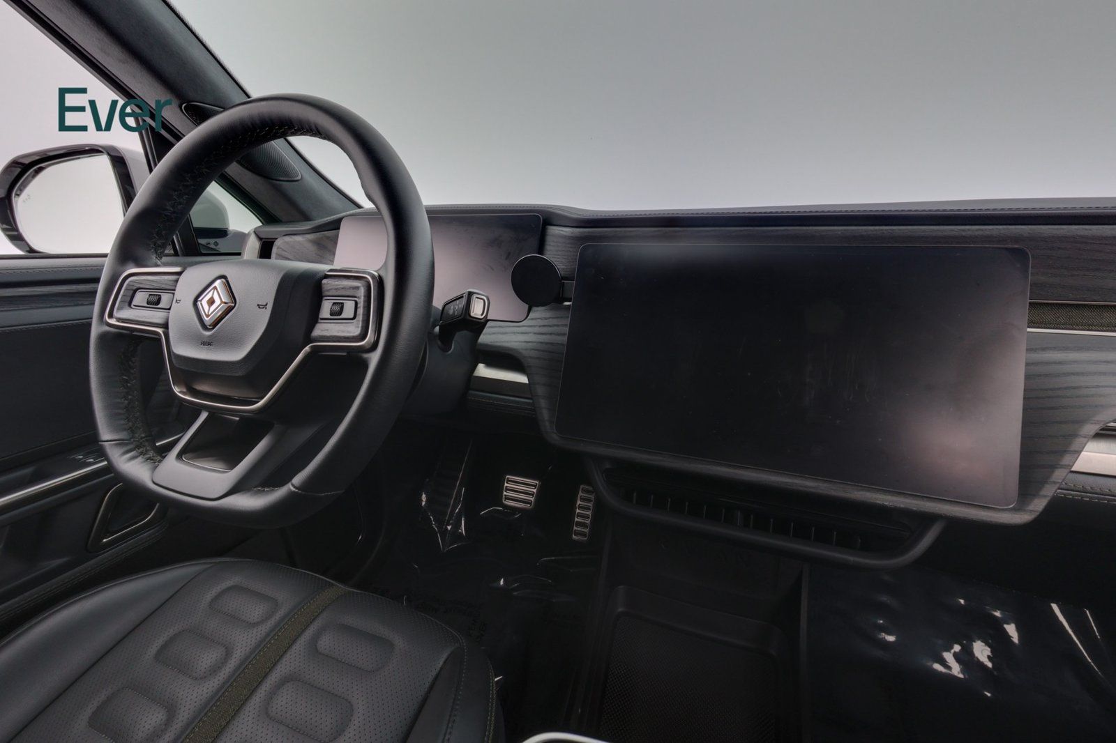 Used 2023 Rivian R1S Adventure Dual AWD/4WD image 27