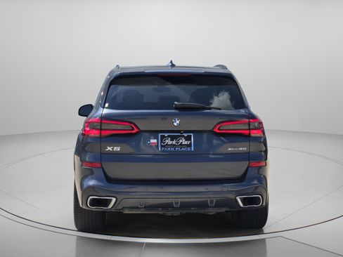 Used 2019 BMW X5 xDrive40i w/ M Sport Package AWD/4WD image 4