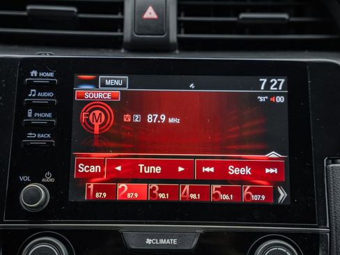 Used 2021 Honda Civic Sport image 21