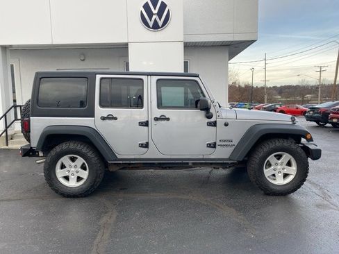 Used 2014 Jeep Wrangler Unlimited Sport w/ Quick Order Package 24S image 3