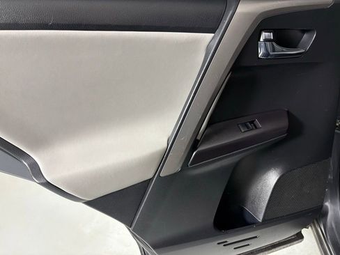 Used 2016 Toyota RAV4 XLE image 35