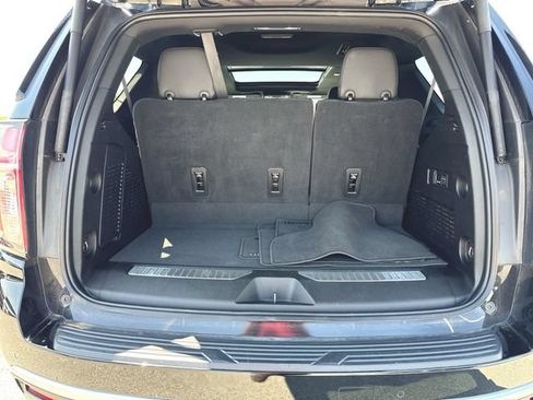 Used 2023 Chevrolet Tahoe High Country AWD/4WD image 27