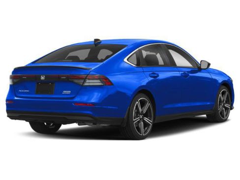 Used 2025 Honda Accord Sport image 2