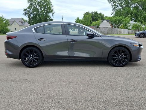 Used 2024 MAZDA MAZDA3 s FWD image 25