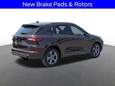 Certified 2023 Ford Escape ST-Line w/ Tech Pack #1 AWD/4WD image 3
