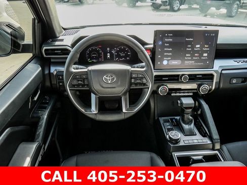 Used 2025 Toyota Tacoma TRD Off-Road AWD/4WD image 30
