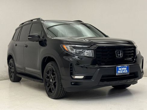 Certified 2024 Honda Passport Black Edition image 4
