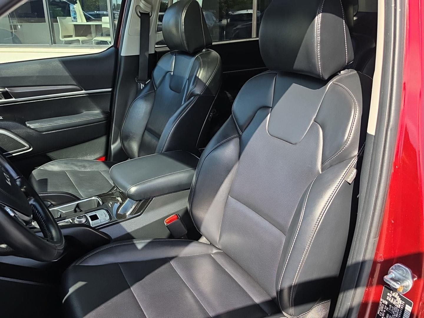 Certified 2024 Kia Telluride S w/ S Sunroof Package AWD/4WD image 25