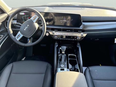 New 2025 Kia Telluride S image 16