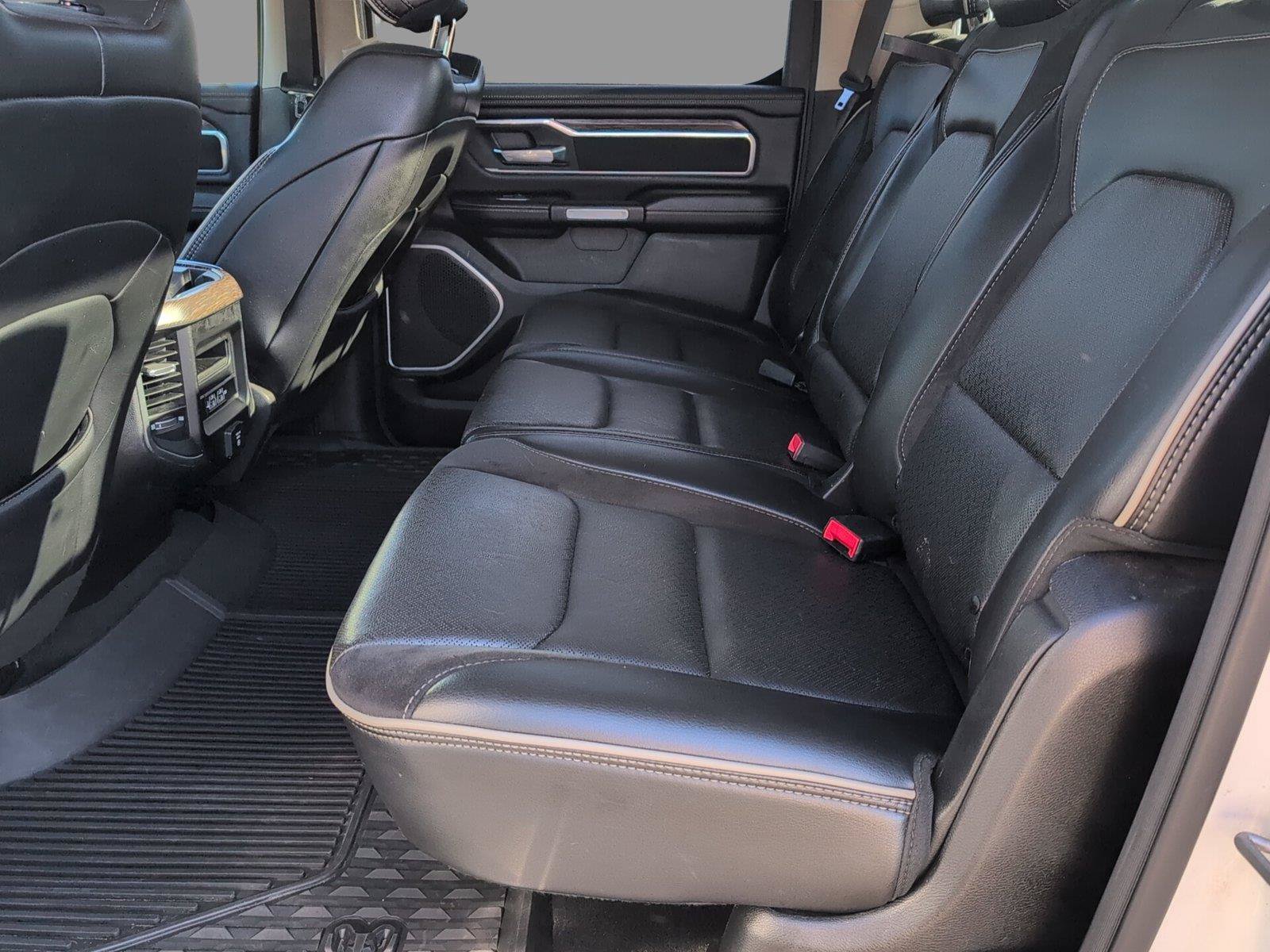 Used 2019 RAM 1500 Laramie AWD/4WD image 33
