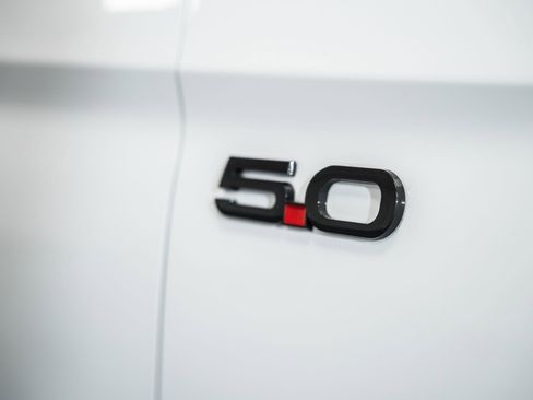 Used 2020 Ford Mustang Premium image 21