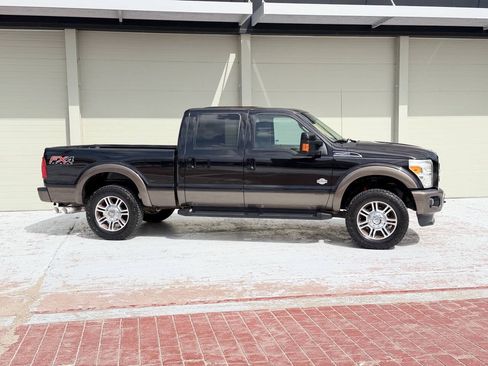 Used 2016 Ford F250 King Ranch w/ FX4 Off-Road Package AWD/4WD image 10