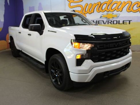 Used 2024 Chevrolet Silverado 1500 Custom w/ LPO, Dark Essentials Package AWD/4WD image 4