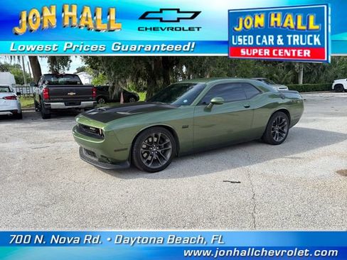 Used 2023 Dodge Challenger R/T Scat Pack w/ Plus Package RWD image 2