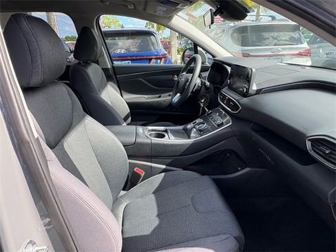 Used 2023 Hyundai Santa Fe SE image 14
