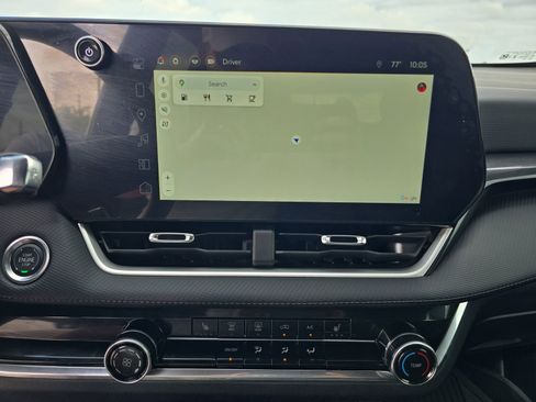 Used 2025 Chevrolet Equinox LT image 17