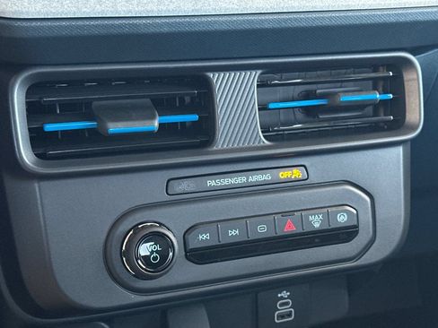 New 2026 Ford Maverick XLT FWD image 18