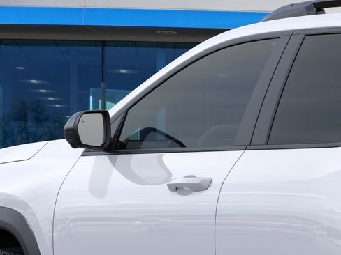 New 2026 Chevrolet Equinox LT w/ Convenience Package II FWD image 12