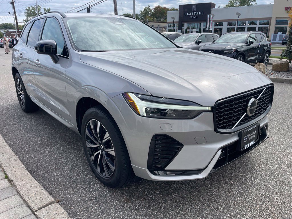 Certified 2024 Volvo XC60 B5 Core w/ Climate Package AWD/4WD image 7