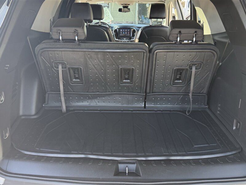 Used 2020 Chevrolet Traverse RS w/ LPO, Floor Liner Package AWD/4WD image 33
