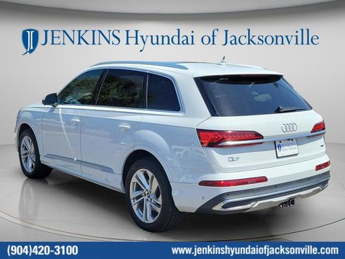 Used 2021 Audi Q7 2.0T Premium w/ Convenience Package AWD/4WD image 8