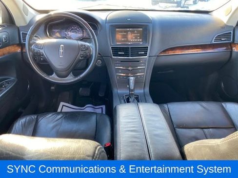 Used 2014 Lincoln MKT AWD w/ Equipment Group 201A image 5