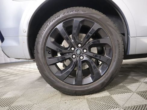 Certified 2024 Land Rover Discovery Sport S image 33