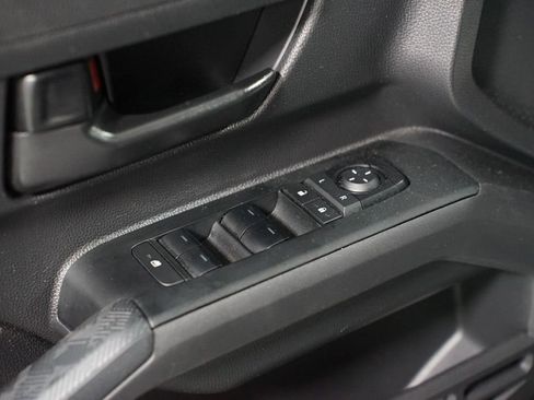 Used 2024 Toyota Tacoma SR5 AWD/4WD image 32