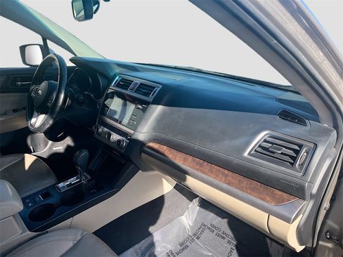 Used 2015 Subaru Outback 2.5i Limited image 30