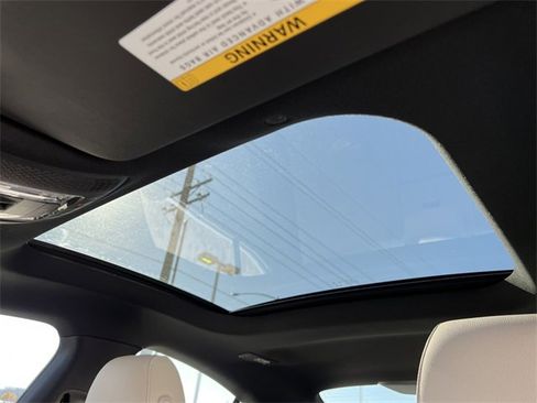 Certified 2025 Mercedes-Benz CLA 250 4MATIC image 5