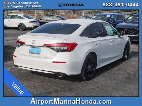 Used 2023 Honda Civic Sport image 8