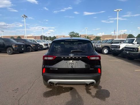 Used 2024 Ford Escape Active AWD/4WD image 7