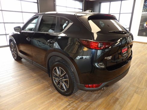 Used 2018 MAZDA CX-5 Touring w/ Preferred Equipment Package image 8