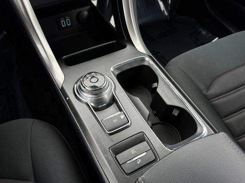 Used 2019 Ford Fusion SE FWD image 31