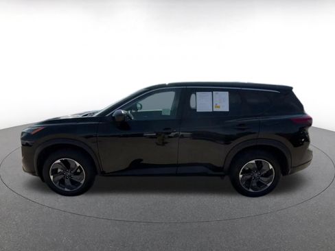 Used 2025 Nissan Rogue SV FWD image 9