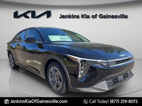 Used 2025 Kia K4 LX image 12
