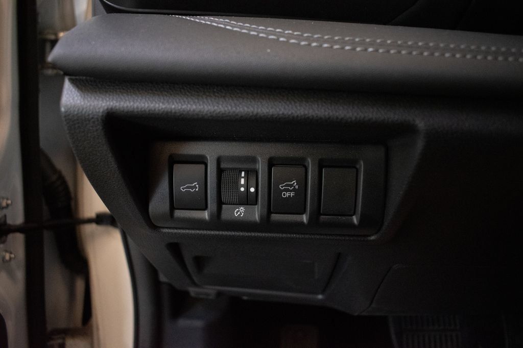 Used 2024 Subaru Outback Limited XT w/ Popular Package #2 AWD/4WD image 19